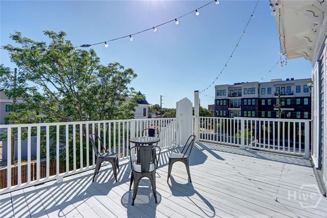 315 W Hall Street, Savannah, GA 31401