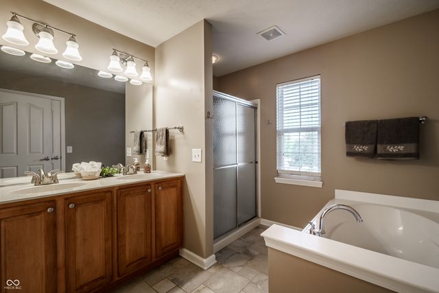 650 Lynton Way, Westfield, IN 46074