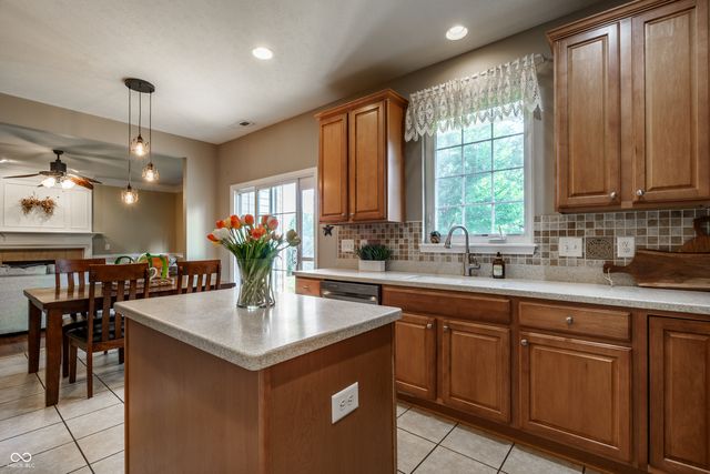 650 Lynton Way, Westfield, IN 46074