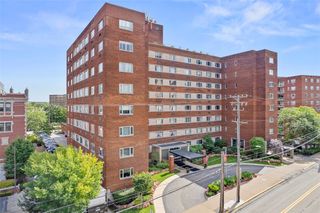 128 N Craig Street 415, Oakland, PA 15213