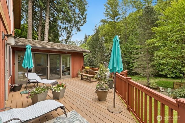 1830 216th Place NE, Sammamish, WA 98074