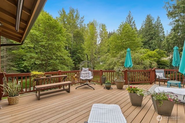 1830 216th Place NE, Sammamish, WA 98074
