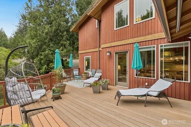 1830 216th Place NE, Sammamish, WA 98074