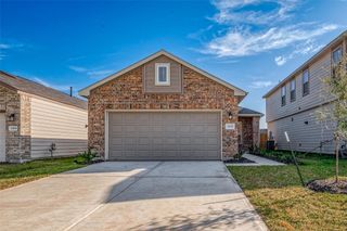 206 Colonnade Reflection Drive, Crosby, TX 77532