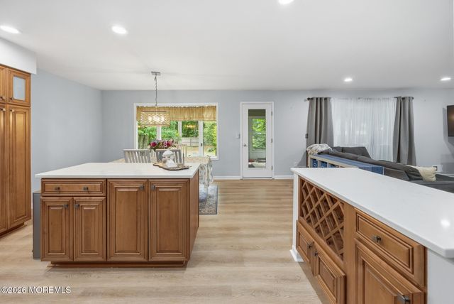 8 Maple Street, Port Monmouth, NJ 07758