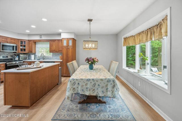 8 Maple Street, Port Monmouth, NJ 07758