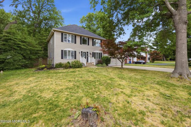 8 Maple Street, Port Monmouth, NJ 07758