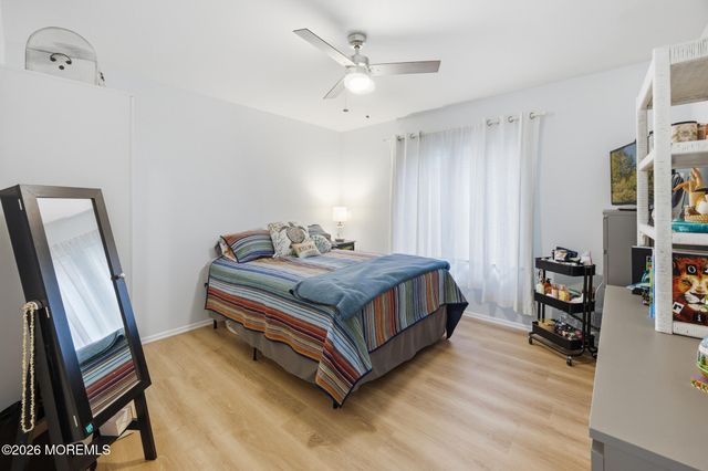 8 Maple Street, Port Monmouth, NJ 07758