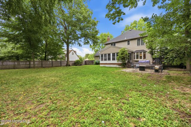8 Maple Street, Port Monmouth, NJ 07758