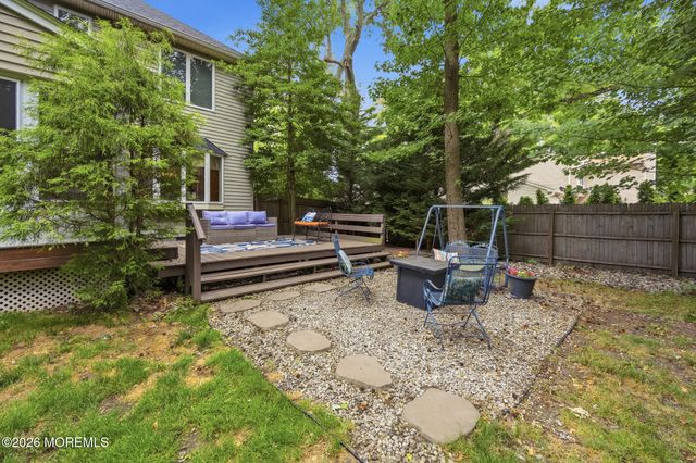 8 Maple Street, Port Monmouth, NJ 07758