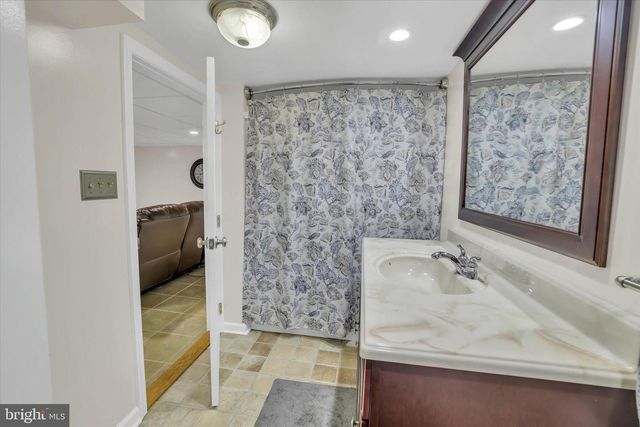 1014 N BAILEY RD, Coatesville, PA 19320