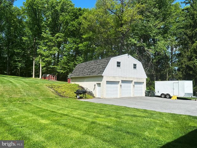 1014 N BAILEY RD, Coatesville, PA 19320