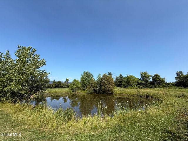 5827 State Highway 30, Amsterdam, NY 12010