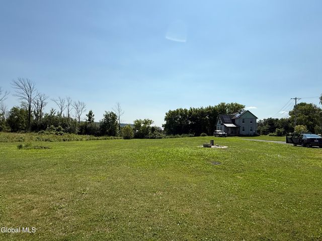 5827 State Highway 30, Amsterdam, NY 12010