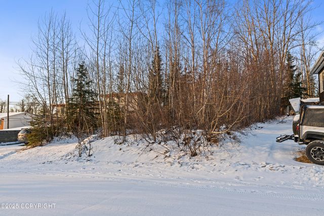 120 Jelinek Place, Anchorage, AK 99504
