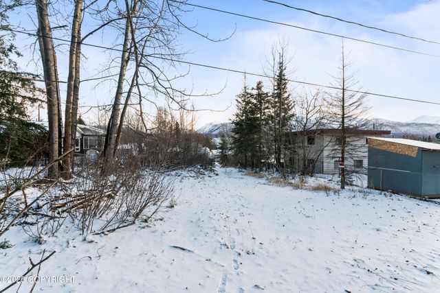 120 Jelinek Place, Anchorage, AK 99504