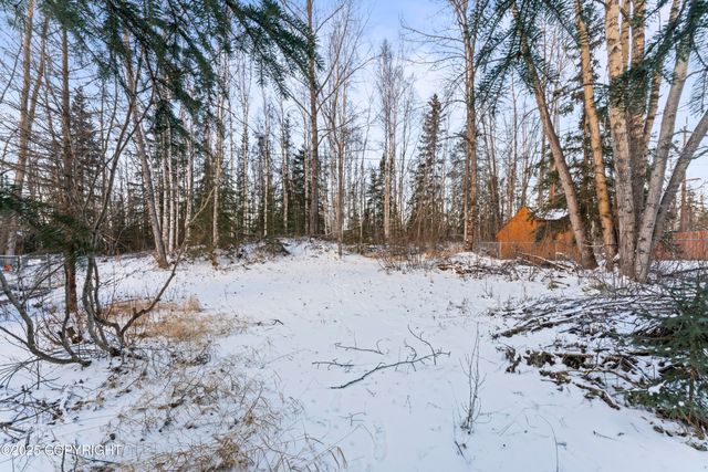 120 Jelinek Place, Anchorage, AK 99504