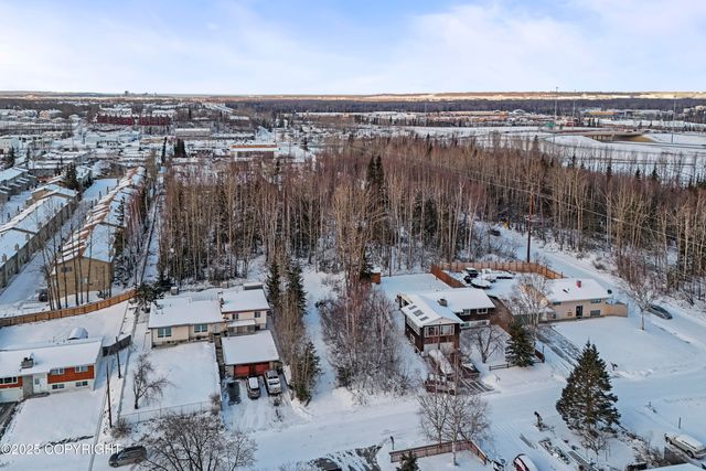 120 Jelinek Place, Anchorage, AK 99504