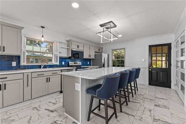 2728 Huntington Road, Fayetteville, NC 28303