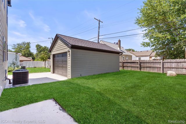 18915 Meier Street, Roseville, MI 48066