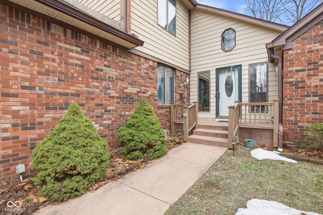 6796 E Woodland Court, Mooresville, IN 46158