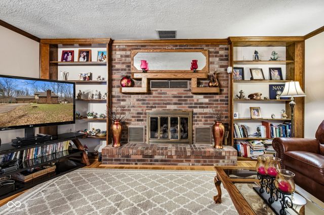 6796 E Woodland Court, Mooresville, IN 46158