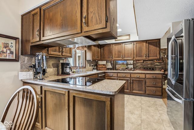 6796 E Woodland Court, Mooresville, IN 46158