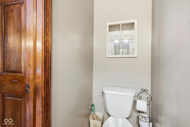 6796 E Woodland Court, Mooresville, IN 46158