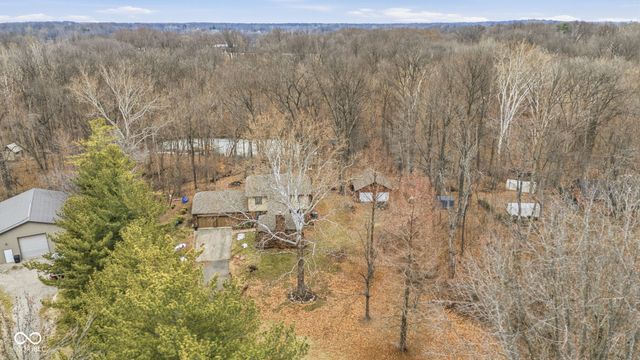 6796 E Woodland Court, Mooresville, IN 46158