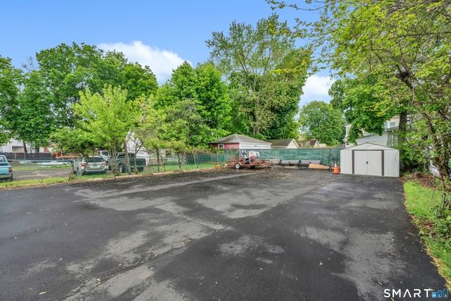 1428 Dixwell Avenue, Hamden, CT 06514