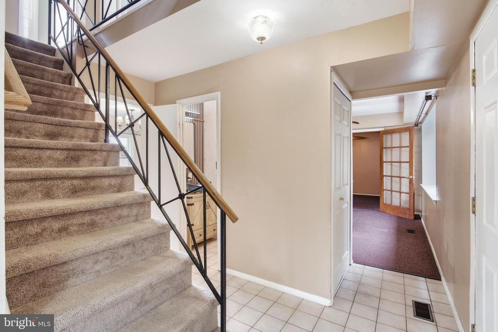 5 NEWPORT LN, WILLINGBORO, NJ 08046 — photo 4