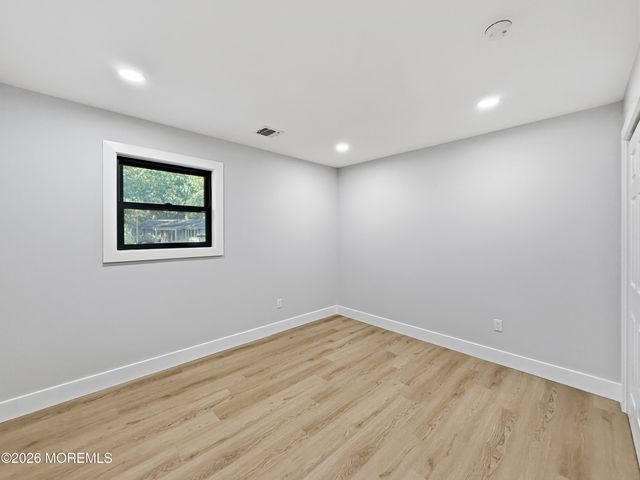 16 Charles Street, Howell, NJ 07731