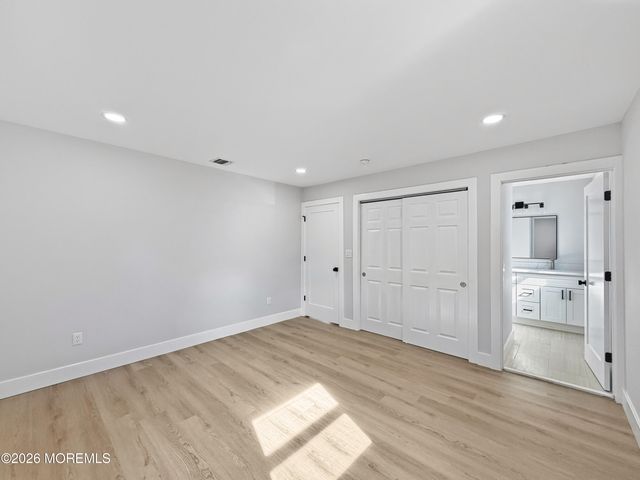 16 Charles Street, Howell, NJ 07731