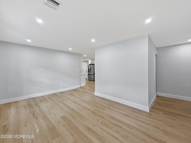 16 Charles Street, Howell, NJ 07731