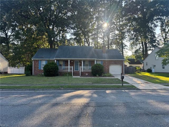720 Baywood TRL, Chesapeake, VA 23323
