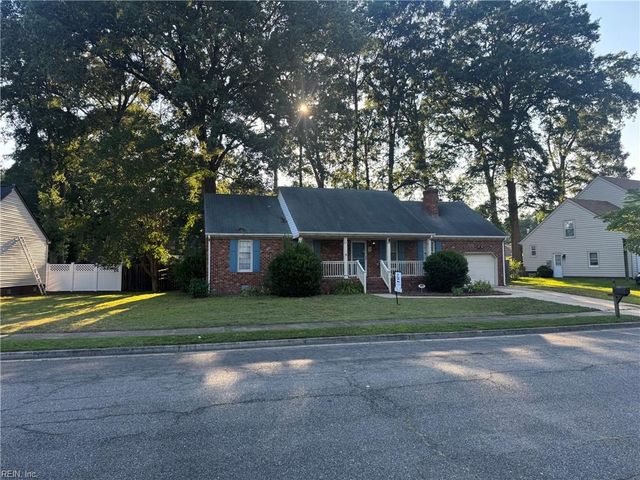720 Baywood TRL, Chesapeake, VA 23323