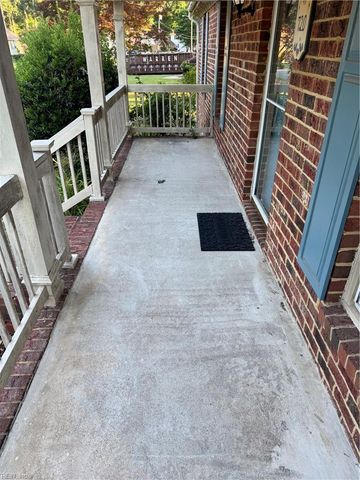 720 Baywood TRL, Chesapeake, VA 23323