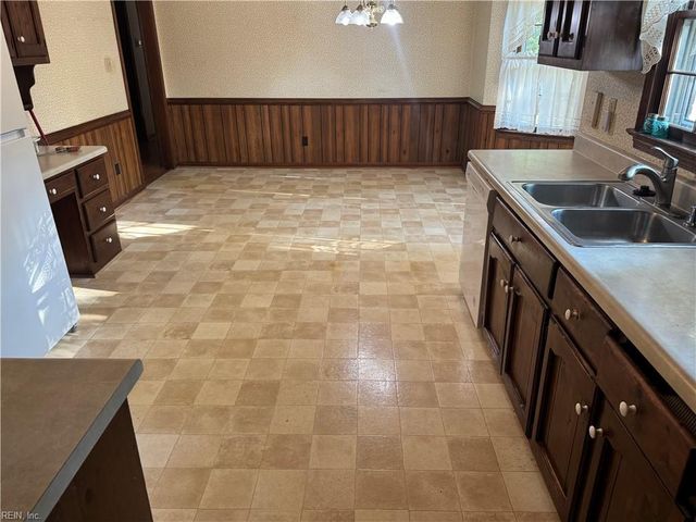 720 Baywood TRL, Chesapeake, VA 23323