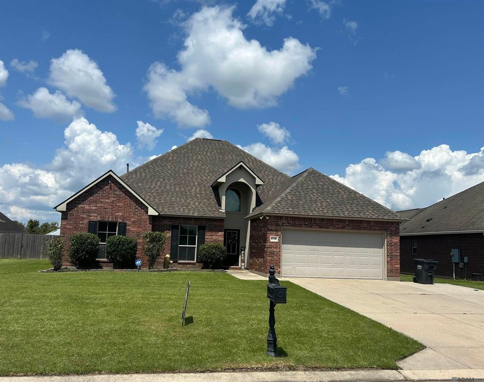 41144 Citadel Dr, Sorrento, LA 70778