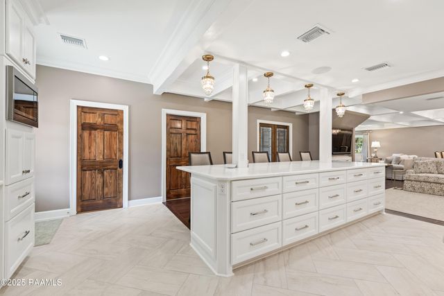 605 Brentwood Boulevard, Lafayette, LA 70503