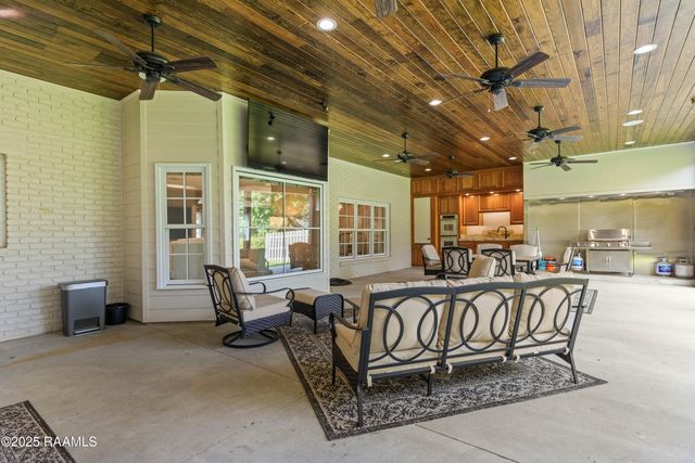 605 Brentwood Boulevard, Lafayette, LA 70503