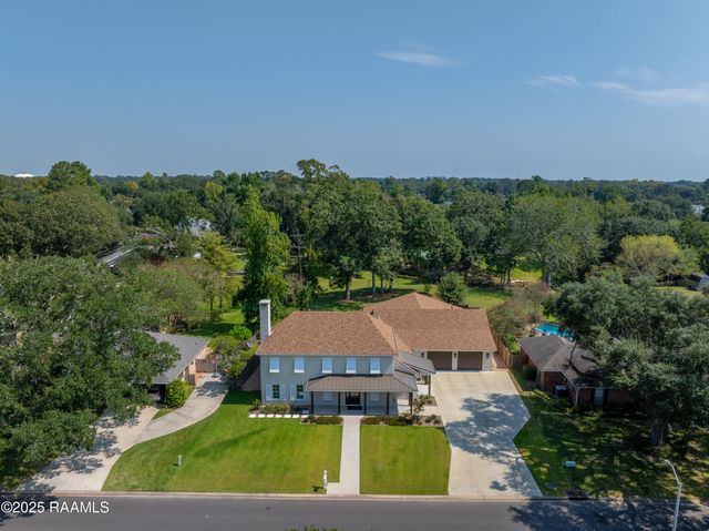 605 Brentwood Boulevard, Lafayette, LA 70503