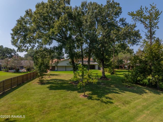 605 Brentwood Boulevard, Lafayette, LA 70503