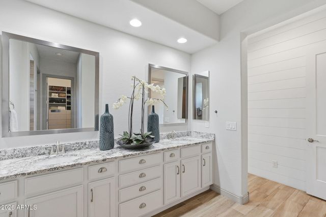 16373 W BEAUTIFUL Lane, Goodyear, AZ 85338
