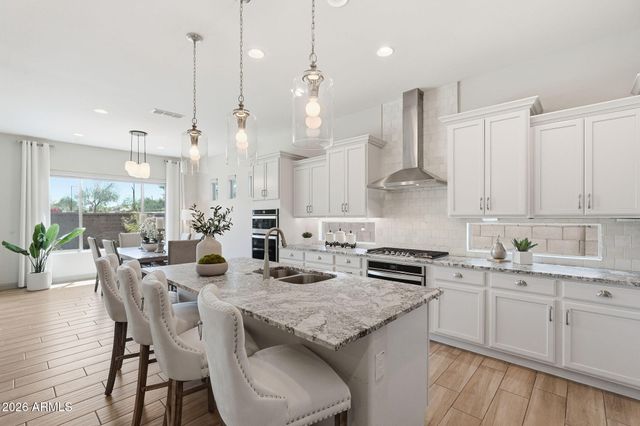 16373 W BEAUTIFUL Lane, Goodyear, AZ 85338