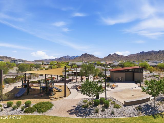 16373 W BEAUTIFUL Lane, Goodyear, AZ 85338