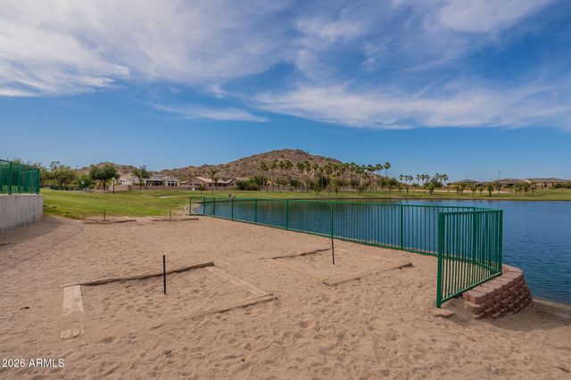 16373 W BEAUTIFUL Lane, Goodyear, AZ 85338