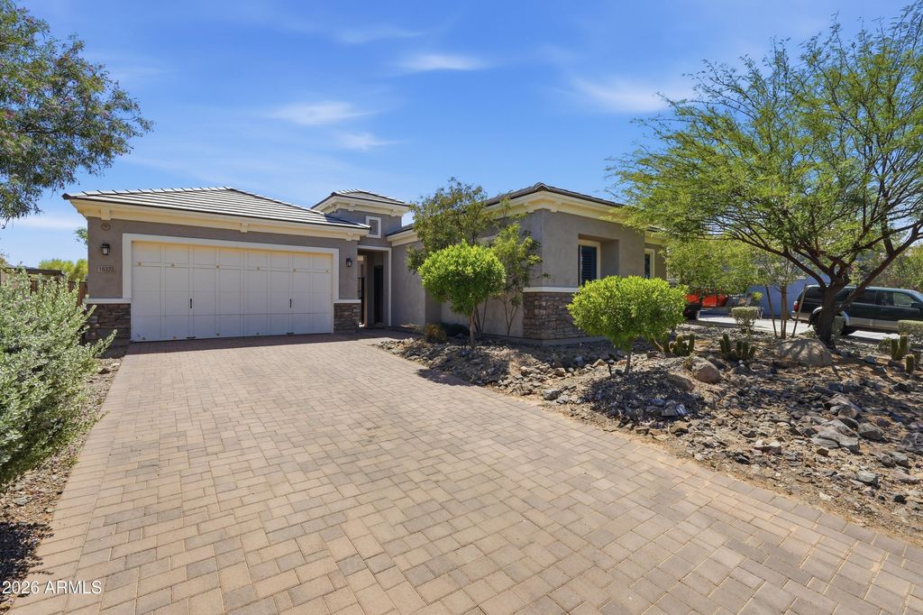 16373 W BEAUTIFUL Lane, Goodyear, AZ 85338 — photo 2