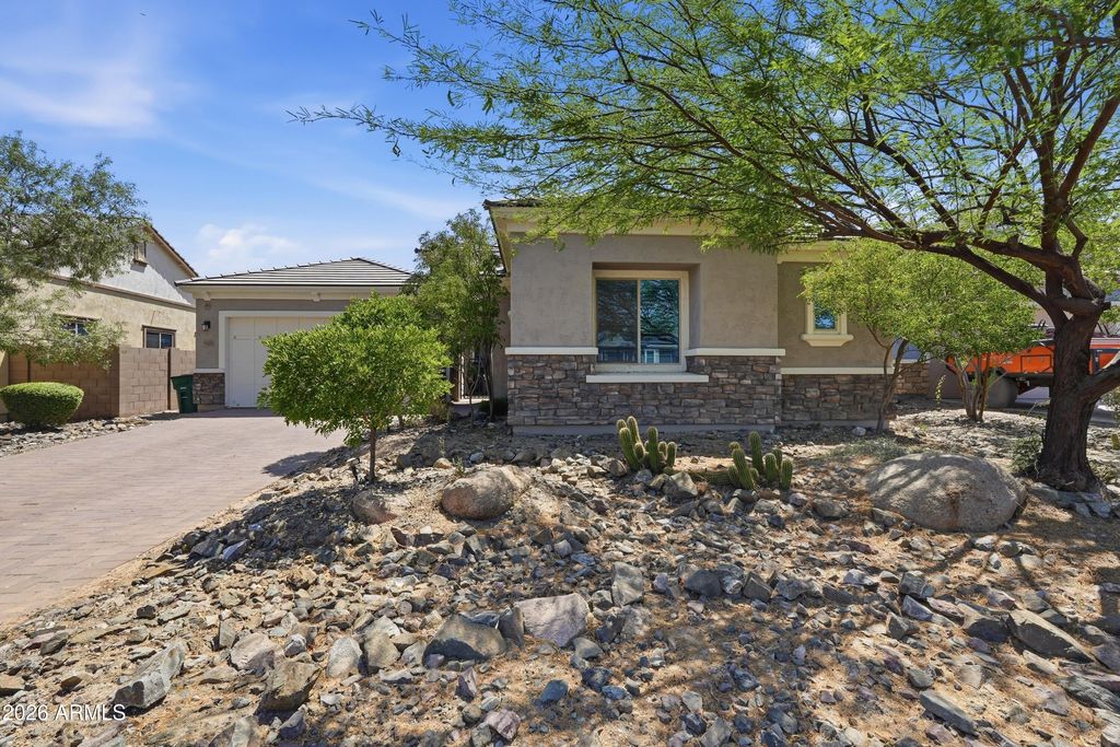 16373 W BEAUTIFUL Lane, Goodyear, AZ 85338 — photo 3