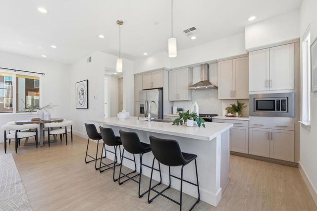 407 Lubeck Terrace, Sunnyvale, CA 94089